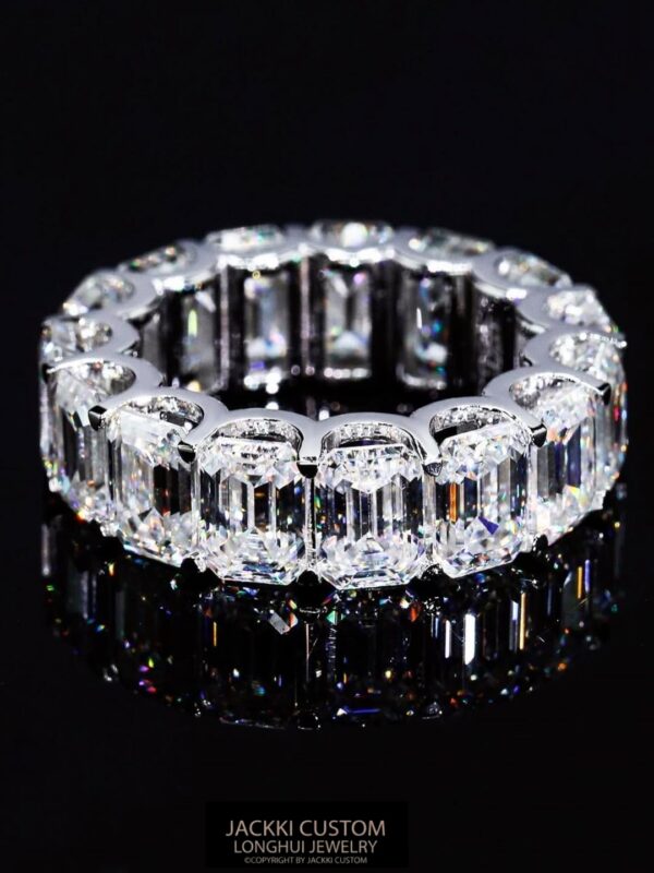 Custom ring